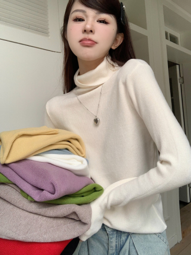 Actual shot of 9-color high-neck long-sleeved knitted bottoming shirt for women in winter, thickened and warm inner layer, slim fit top
