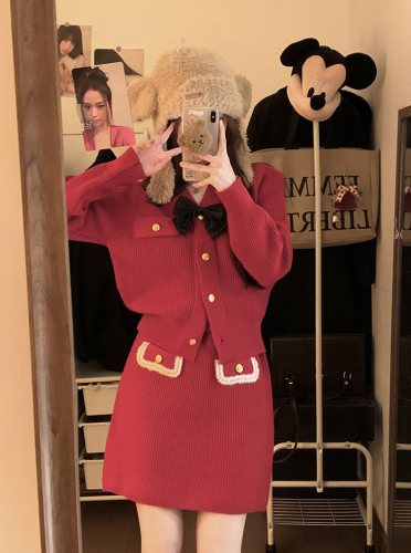 实拍~ 新款韩版气质小香风新年红针织开衫半裙两件套套装女