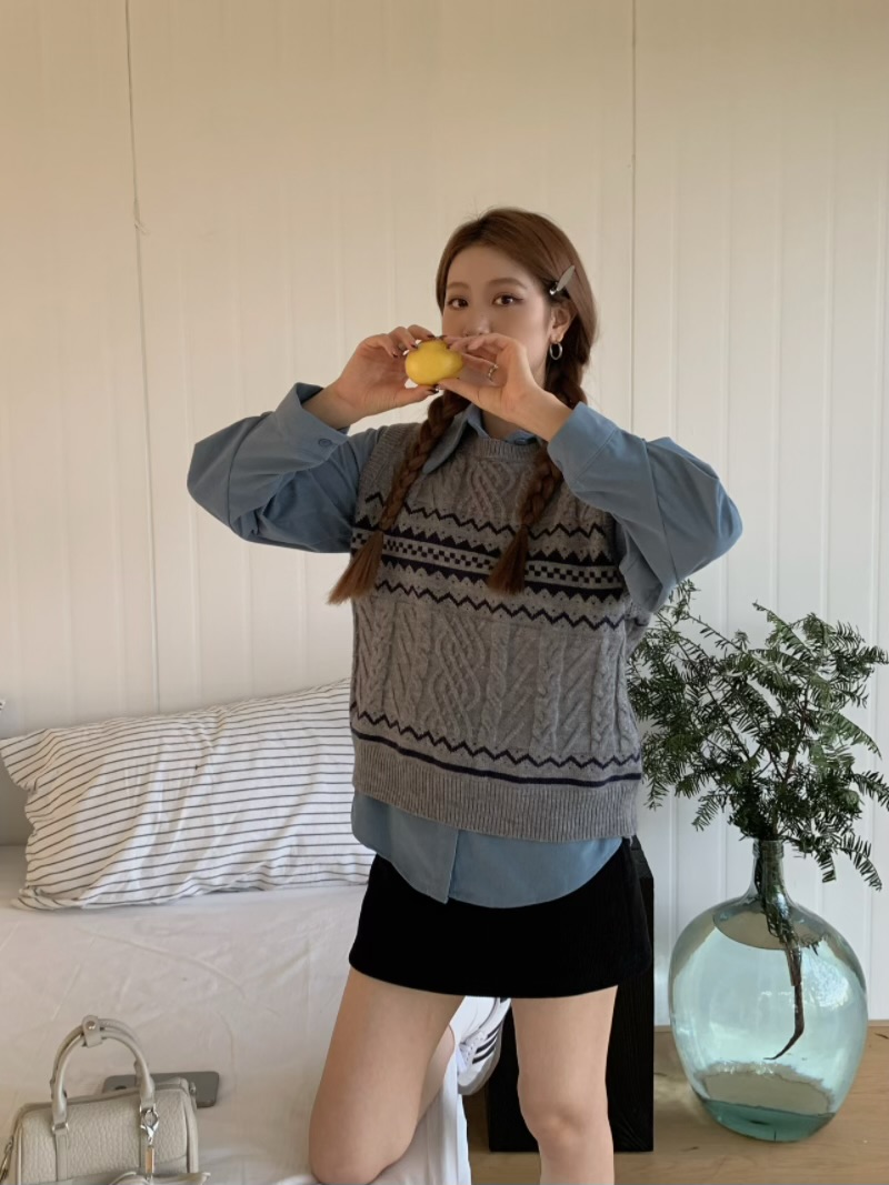 實拍早春新款襯衣馬甲套裝