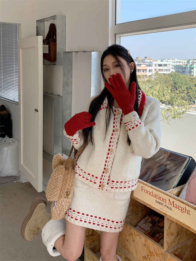實拍   30040上衣新款氛圍感童趣+30041半裙撞色設計感針織套裝女