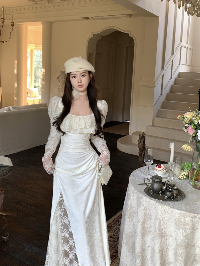 Real shot of Snow Country Girl lace long-sleeved dress with temperament and heavy jacquard dress underneath