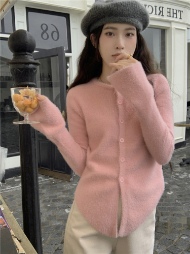 Actual shot of new Korean style sweet and spicy style soft waxy trumpet sleeves slim thick sweater cardigan for women