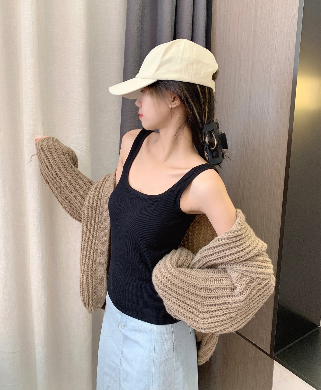 2024新款網紅辣妹外穿內搭背心一體固定杯純色美背