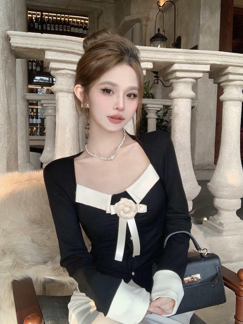 實拍法式小香風立體花朵方領針織衫女秋冬季小心機修身長袖上衣女