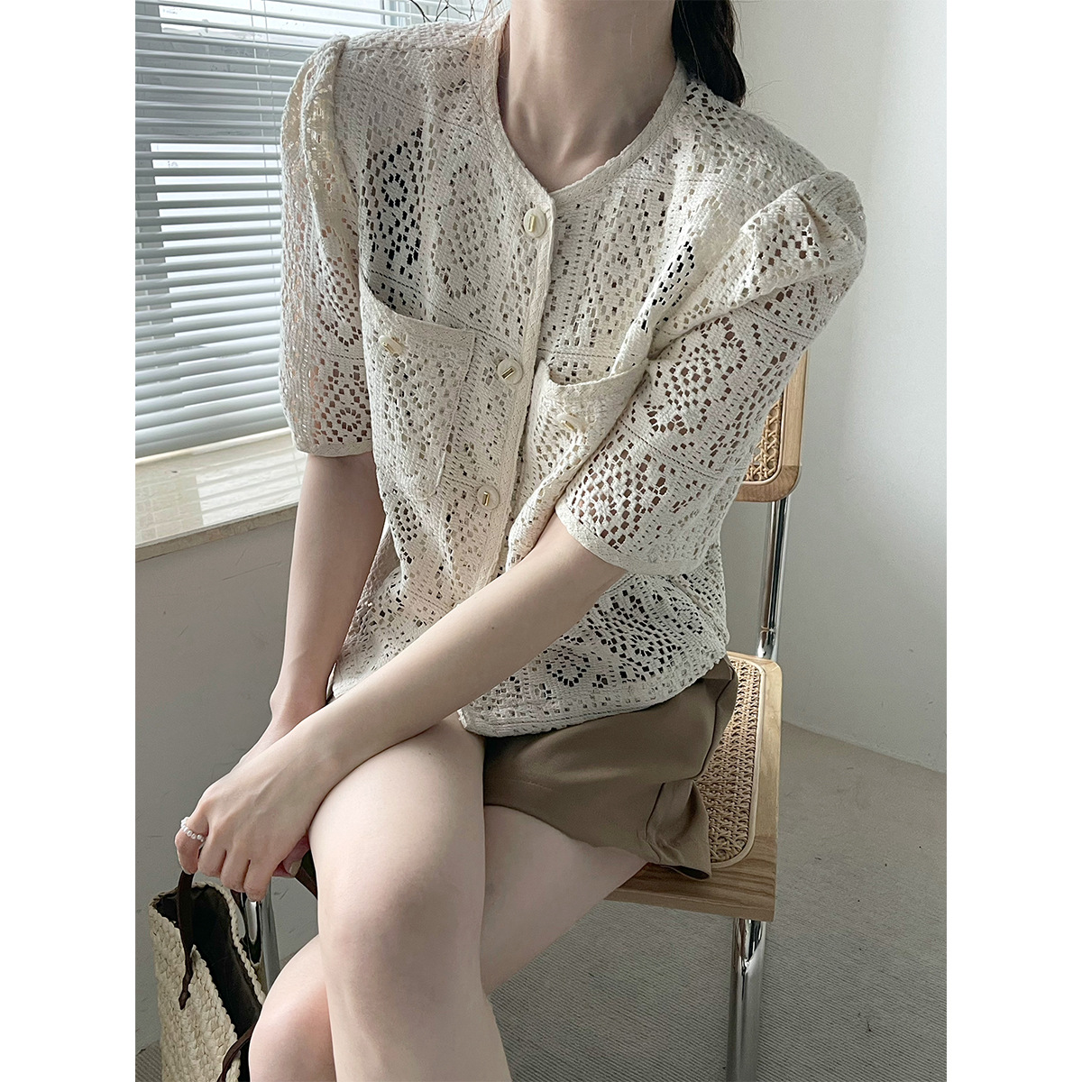 Real shot ~ Lace round neck puff sleeve knitted top for women 2024 spring and summer Korean style French retro style