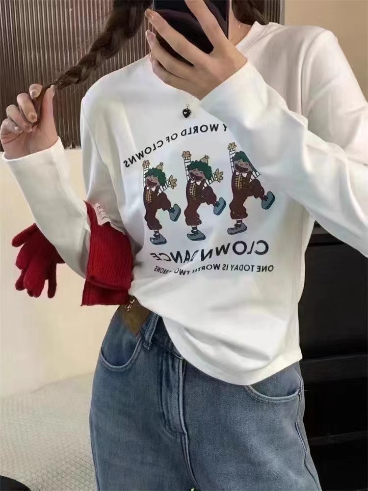 早春新品韓版時尚女裝圓領卡通印花長袖打底衫T恤上衣