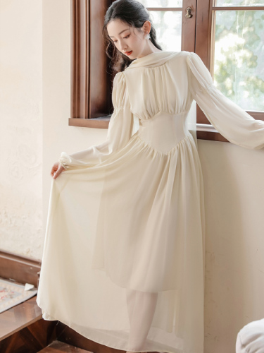 原版好质量 仙女气质高级感茶歇法式泡泡袖白色连衣裙收腰裙