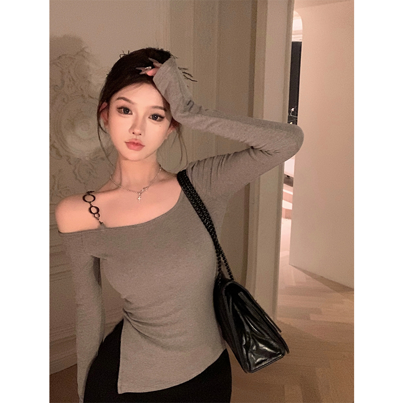 Real shot of hot girl with gray shoulder ring decoration short knitted top for women autumn and winter slim waist bottoming shirt