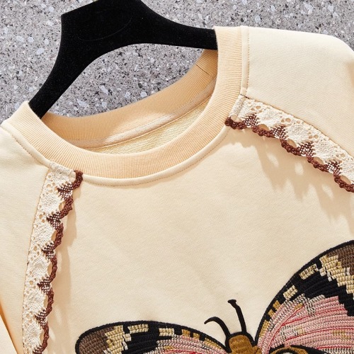 Spring and autumn large size French niche light luxury retro design embroidered butterfly round neck versatile fashion long-sleeved sweatshirt for women