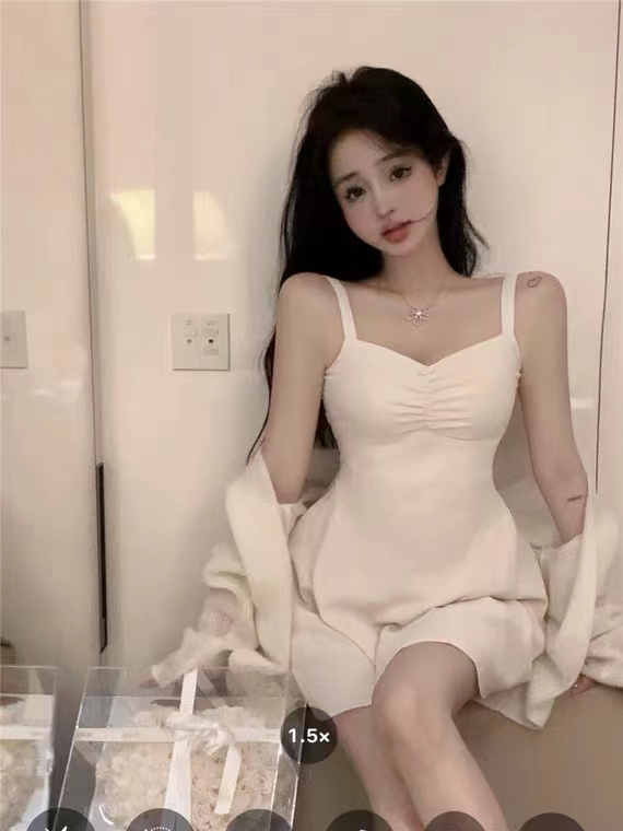 Gentle solid color first love suspender dress pleated short skirt summer