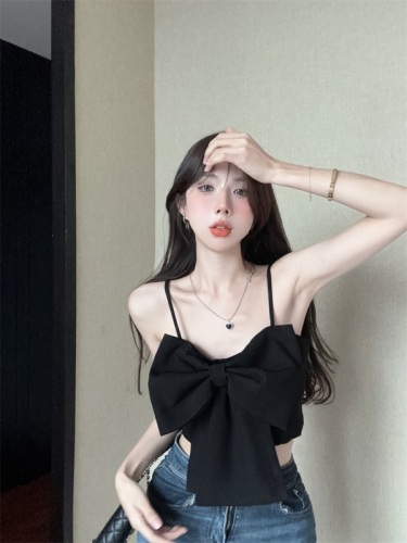 Actual shot of 2024 niche bow-tie beautiful back and small sling for women to wear outside and look slim with a vest top