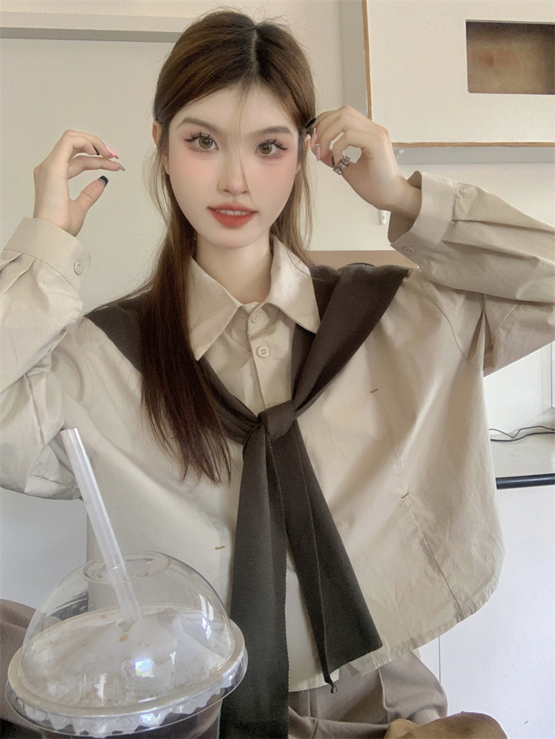 早春新款設計感小眾款松顯瘦短款上衣搭配披肩襯衫兩件套實拍