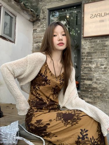 Actual shot of three standard new Chinese-style suspender dress, national style, shawl, cardigan, jacket, ancient style suit for women