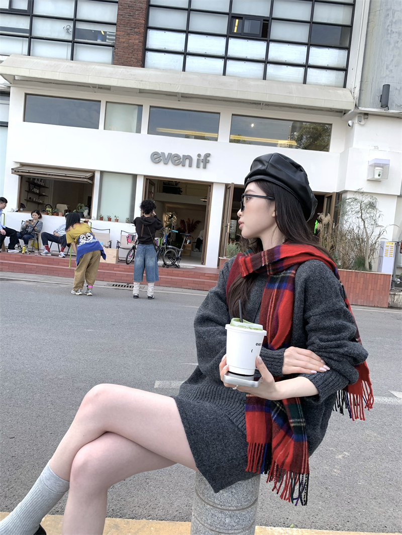 Actual shot Korean style lazy thick pullover sweater versatile short skirt suit