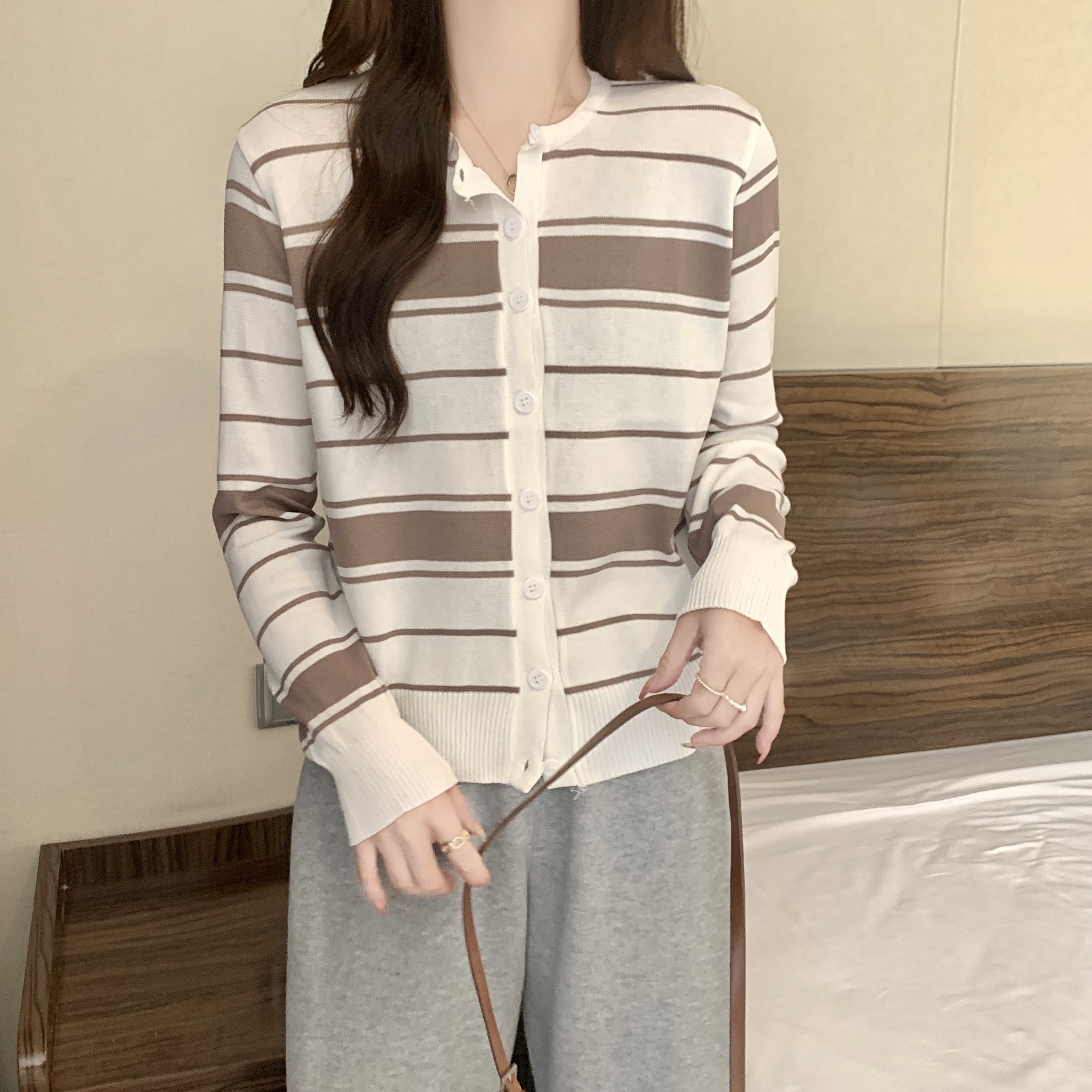 Real shot of early autumn new Korean style chic stripe 6 wool knitted long-sleeved cardigan jacket top