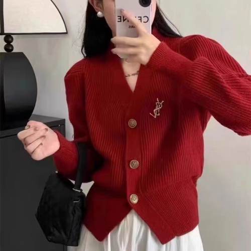 Red short knitted cardigan for women Spring and Autumn 2024 European goods small and fragrant long-sleeved v-neck right shoulder sweater jacket