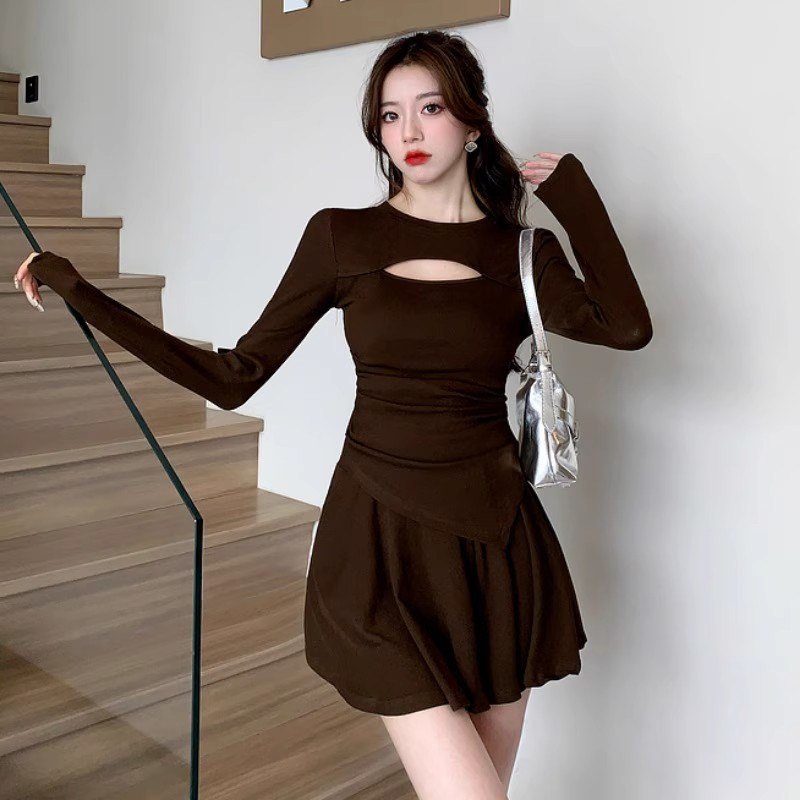 法式辣妹風設計感小眾百搭時尚潮女小眾圓領鏤空上衣高腰修身短裙
