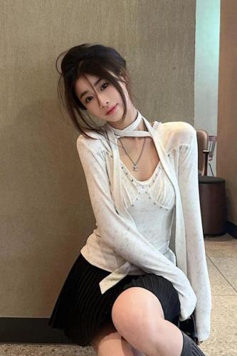 Actual shot~Spring style~American hot girl design hollow long-sleeved T-shirt slimming halter neck top