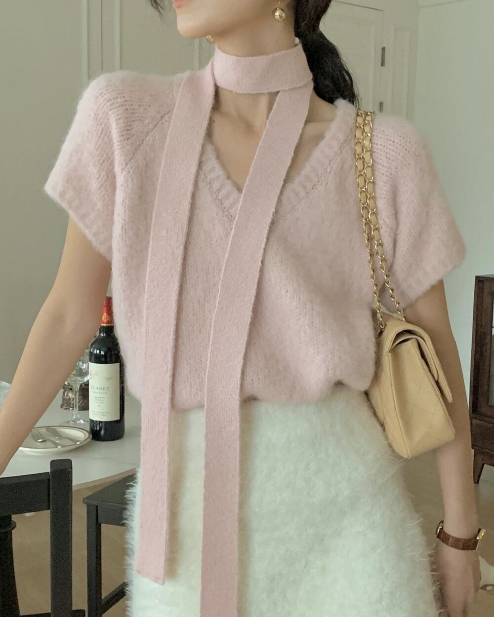 Real shot Korean style plush solid color scarf knitted top year-end style short-sleeved V-neck twill short-sleeved sweater