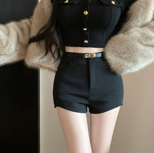 Real shot of early spring black high-waisted elastic casual shorts for hot girls slimming slim A-line shorts and hot pants