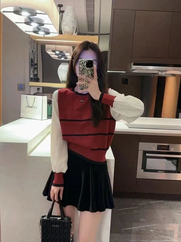 條紋拼接毛衣打底衫女2024春季高級感洋氣春款內搭薄料針織衫上衣