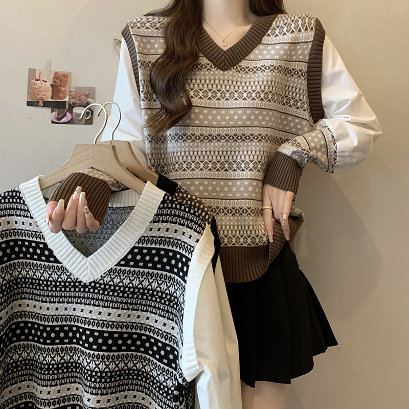 Real shot of plus size women's clothing 2024 spring new fake two-piece spliced ​​knitted tops versatile casual knitted sweaters