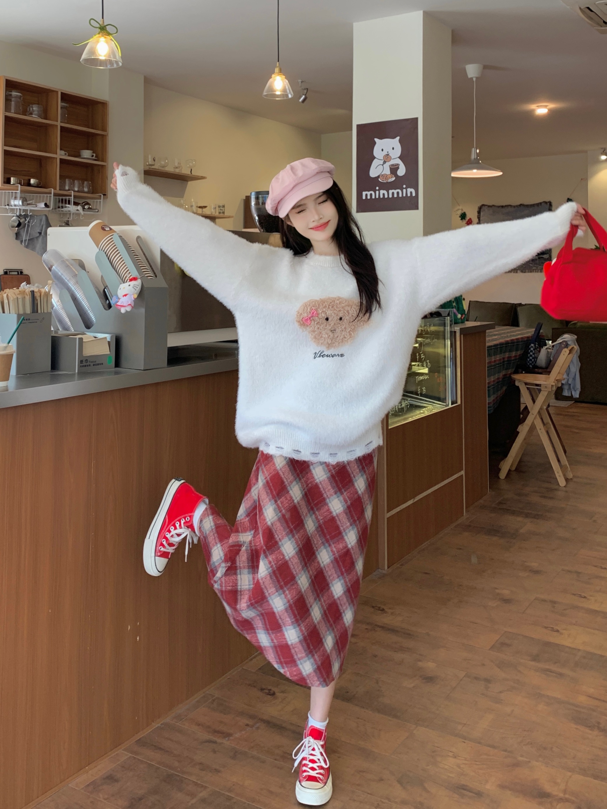 實拍  韓版圓領卡通毛絨小熊寬鬆長袖毛衣+高腰格紋半身裙