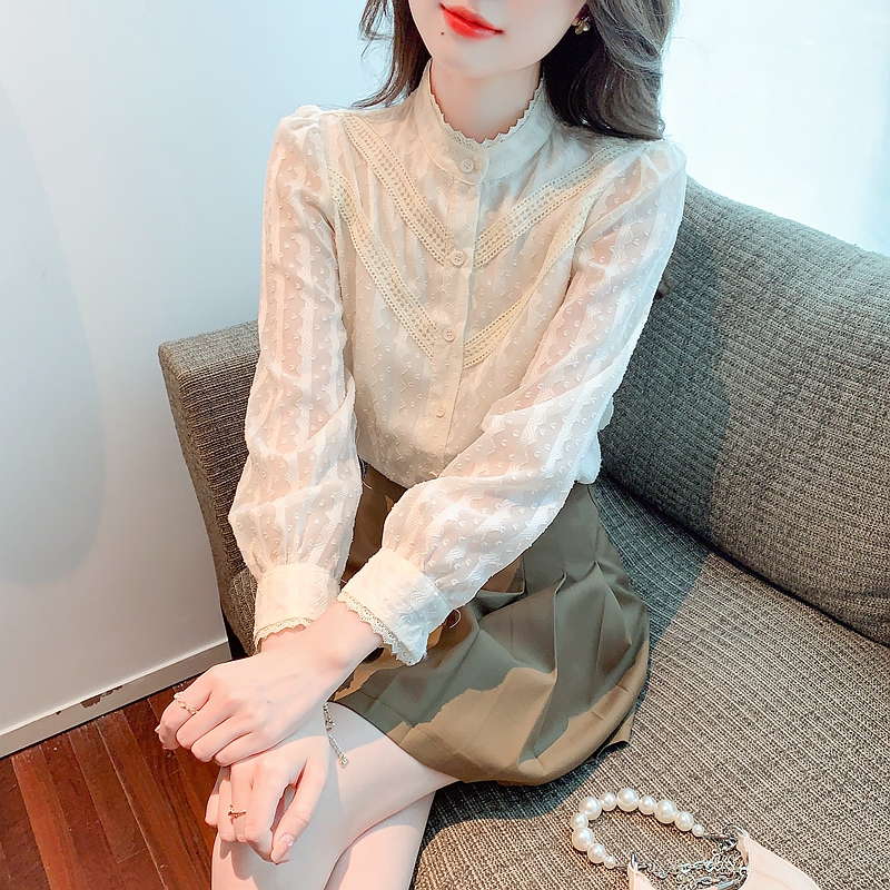 春裝2024新款立領花邊燈籠袖杏色洋氣蕾絲襯衫女百搭超仙上衣小衫