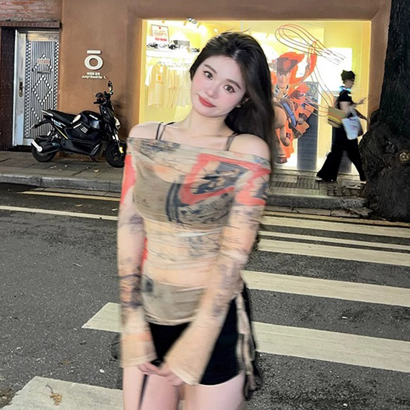 2024 Spring and Autumn Graffiti One Shoulder Top Women's Design Niche Hot Girl Drawstring Nightclub Style Long Sleeve T-Shirt