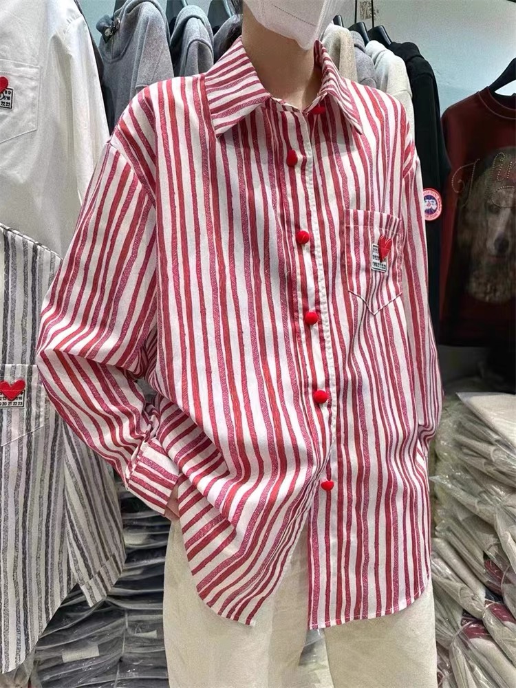 十三行早春新款百搭休閒個性條紋愛心寬鬆襯衫口袋女上衣襯衣減齡
