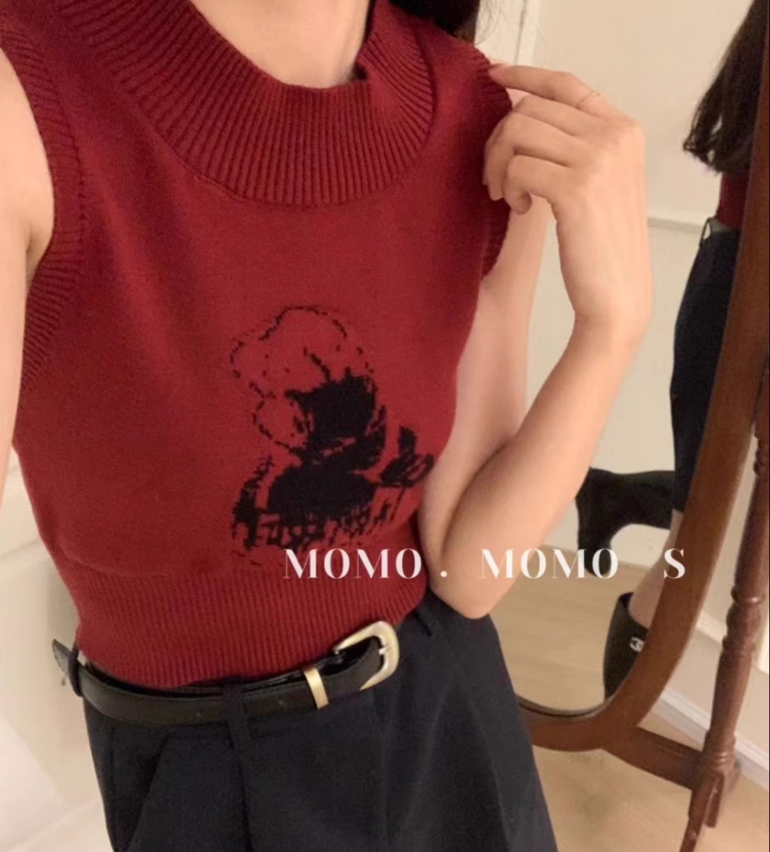 New design for autumn and winter, portrait printed knitted vest, stand collar, slim, short, versatile women's top, trendy