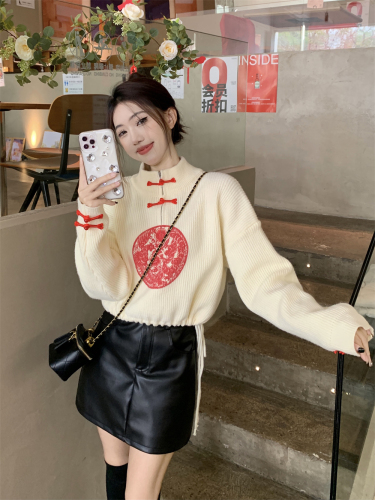 Actual shot ~ New Chinese style stand-up collar embroidered disc buckle short drawstring slimming loose long-sleeved knitted sweater