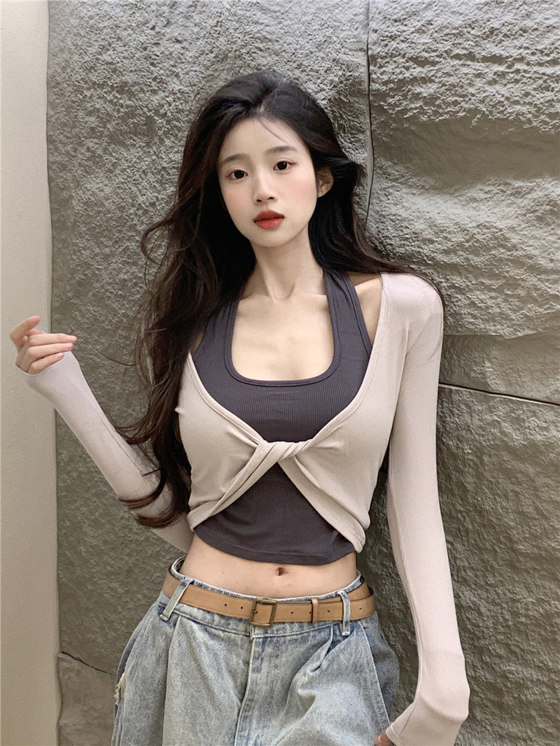 Actual shot~Spring style~Pure lust style fake two-piece contrasting color tops slimming short design long-sleeved T-shirt