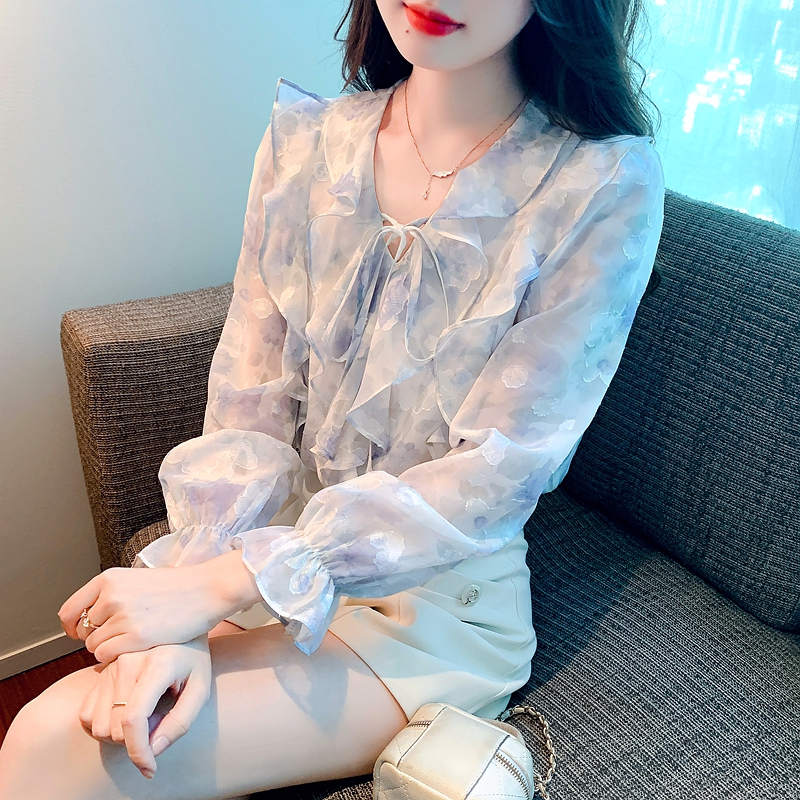 法式獨特别致小上衣V領荷葉邊雪紡衫2024春裝碎花襯衫設計感小眾