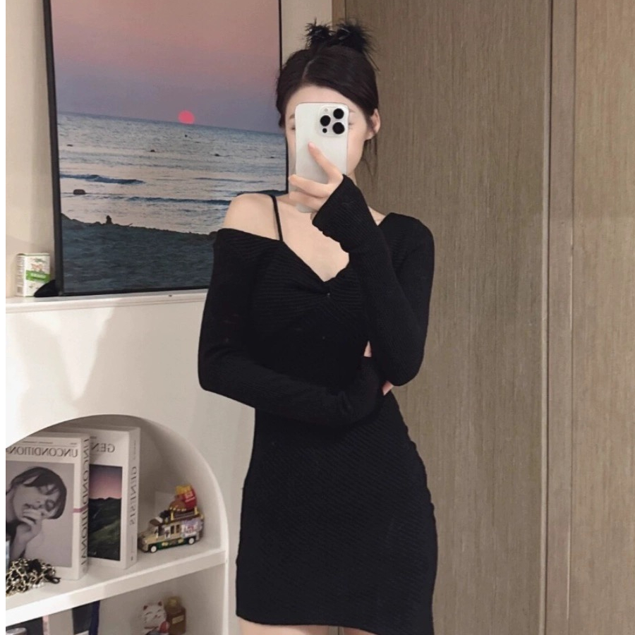 Hot girl irregular long-sleeved new pure lust style autumn and winter short skirt dress waist slimming short skirt
