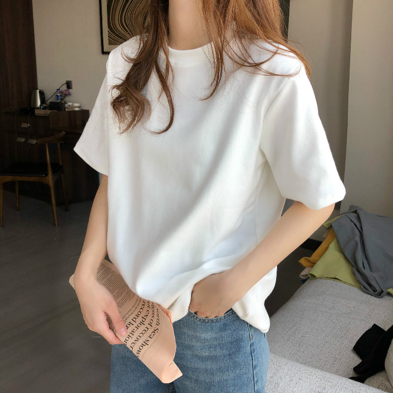 Actual shot of the new Korean style brushed and thickened basic round neck wear outside and inside loose lazy short-sleeved top