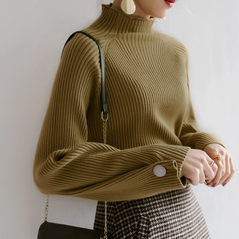 Half turtleneck white sweater for women in autumn and winter, new thickened inner knitted bottoming shirt, long-sleeved top, high-end feel