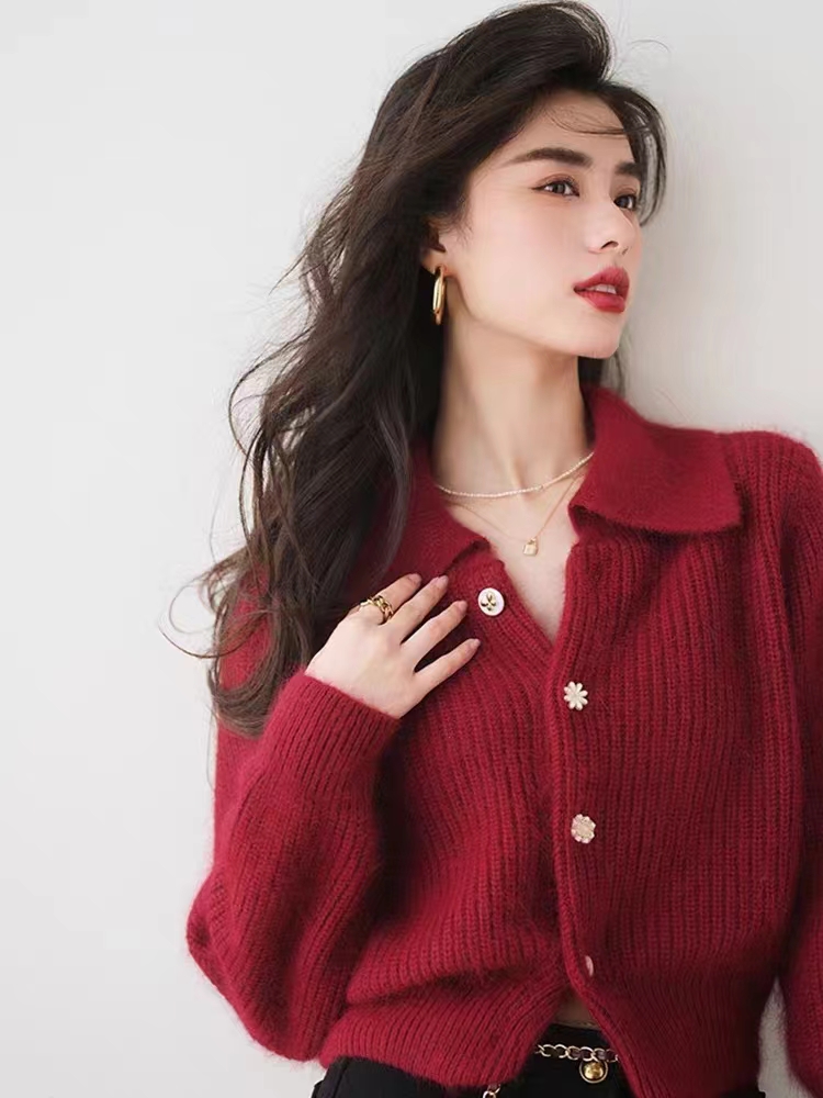 Autumn and winter red polo collar sweater coat for women winter thickened retro New Year short knitted cardigan versatile top