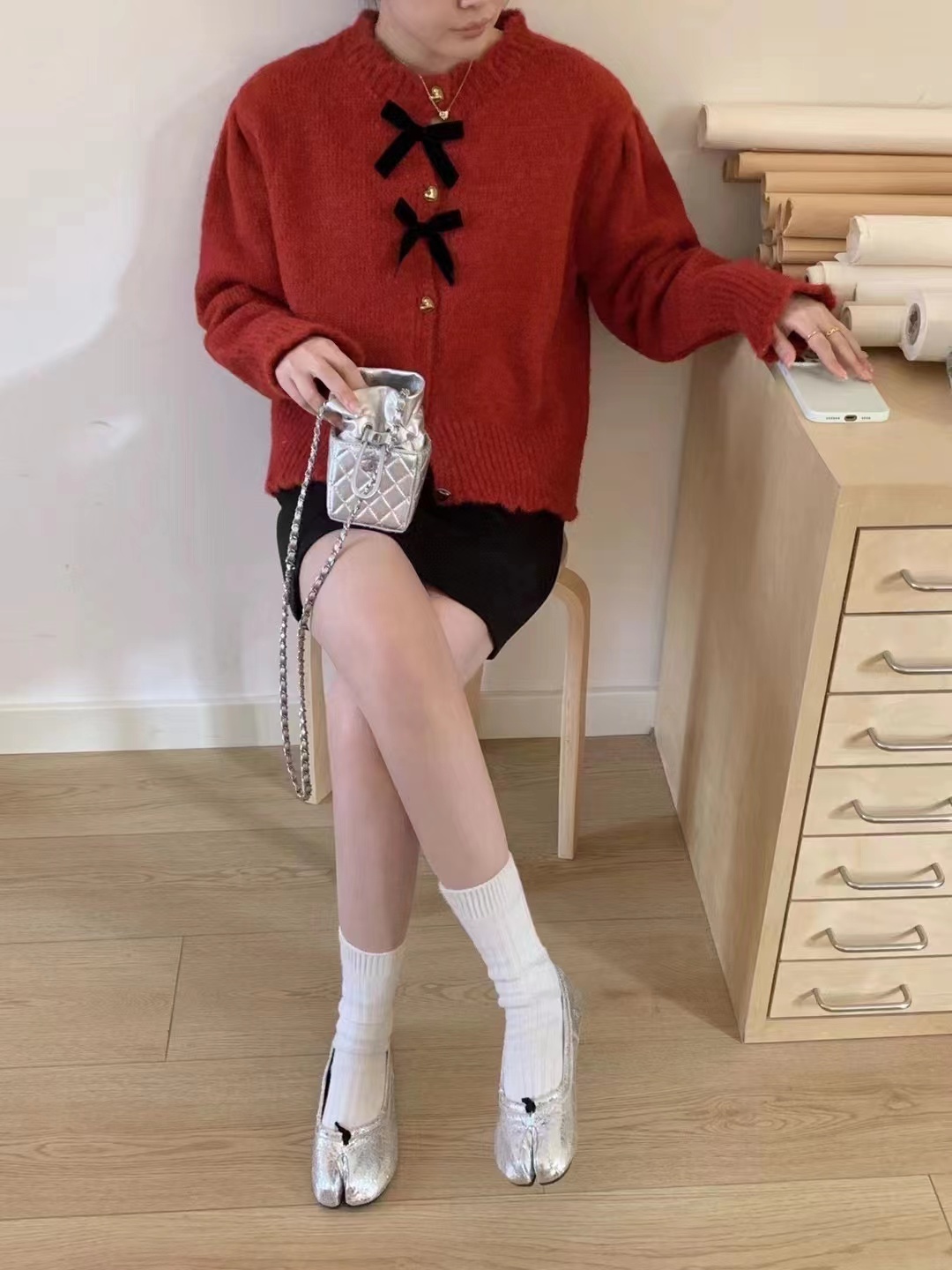 BB's 2024 new cardigan bow jacket knitted small fragrance gentle style simple solid color love button