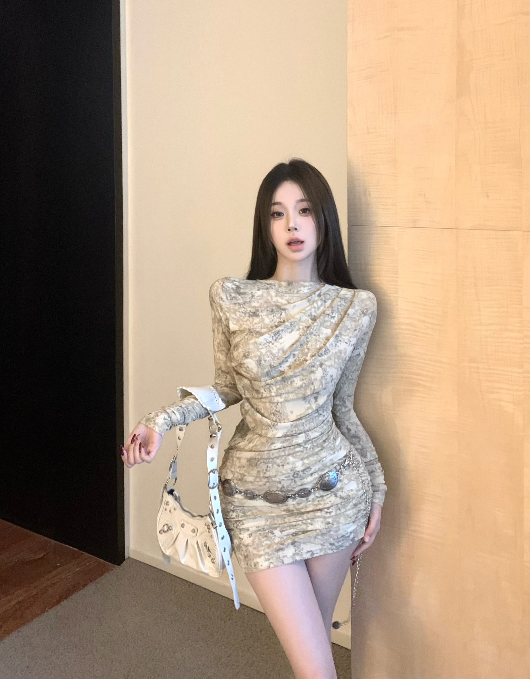 秋季辣妹風浪漫優雅印花連衣裙收腰顯瘦包臀短裙