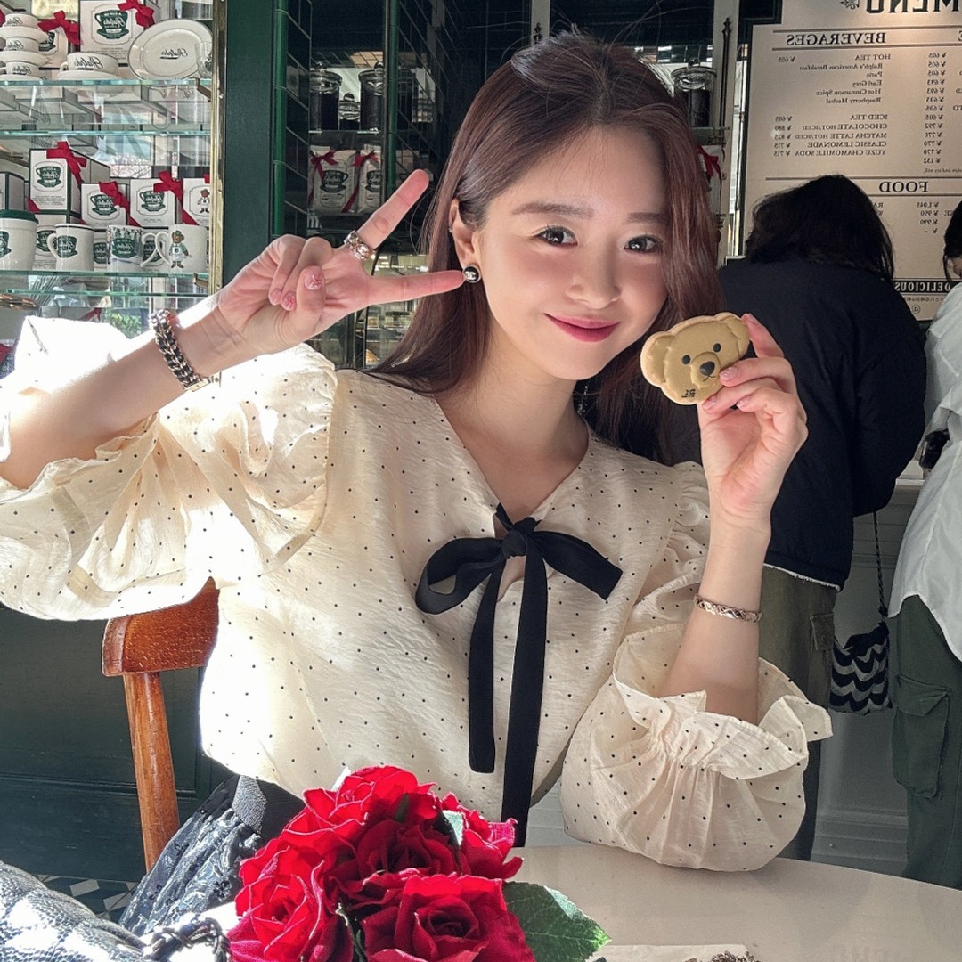 Korean INS style reversible bow tie puff bell sleeves polka dot shirt top 2 colors