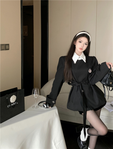 College style fake two-piece spliced ​​blazer for women in autumn with waist belt for small people and temperament black suit top