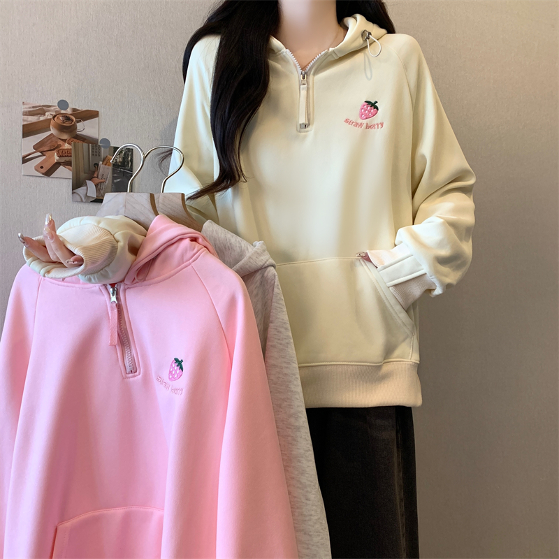 實拍 2024春秋薄款連帽衛衣女草莓刺繡2024新款寬鬆型上衣