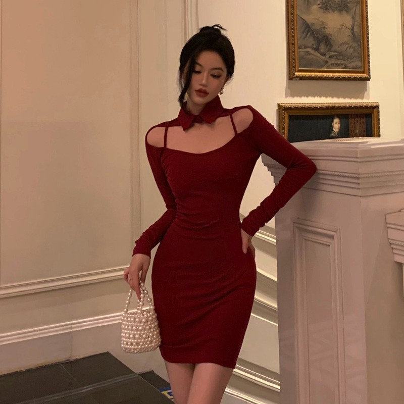 紅色氣質長袖連衣裙女2024早秋新款小個子別致驚艷鏤空設計感包臀