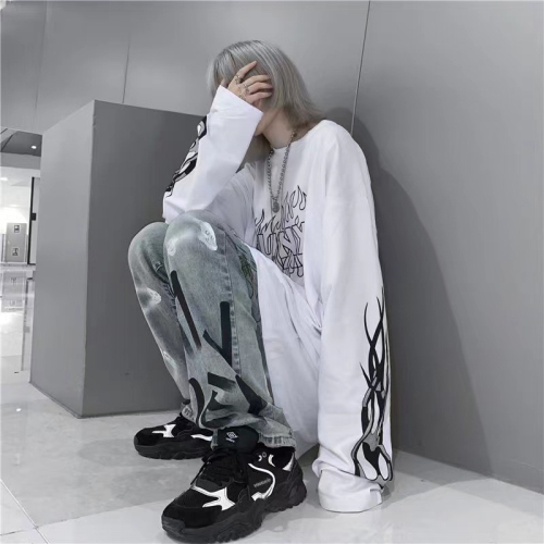 Bottoming shirt tops for women autumn Korean version INS Harajuku style street flame sleeves letter print couple long-sleeved T-shirt