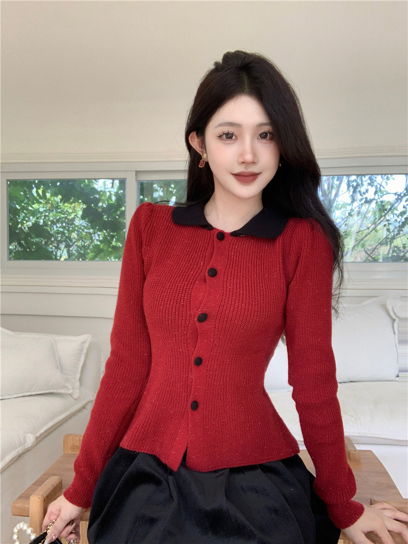 Real shot of French retro small fragrance New Year red doll collar waist ruffled bright silk sweater for women