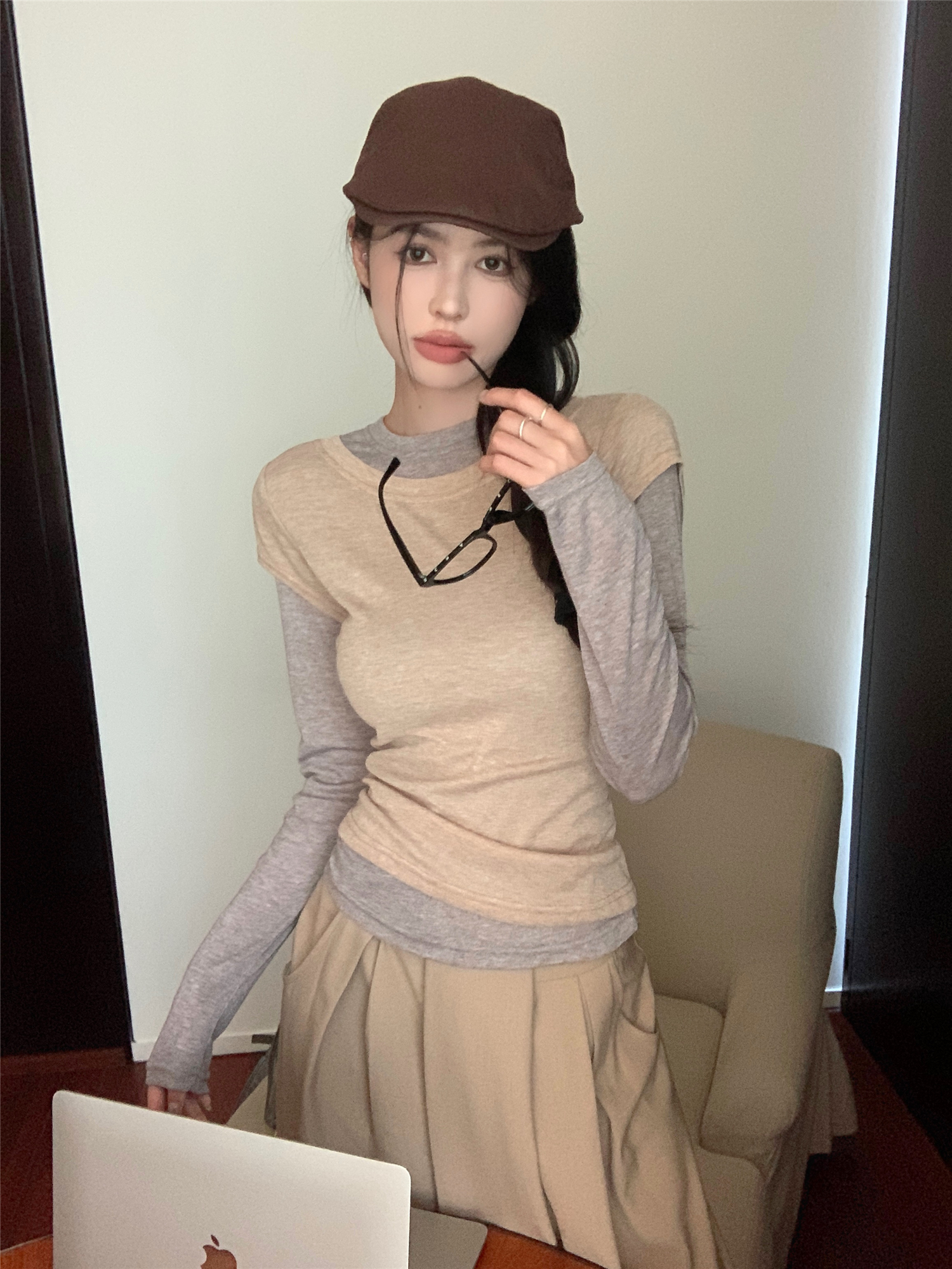 Actual shot ~ Long-sleeved niche chic T-shirt fake two-piece top + casual pants high-end wide-leg pants