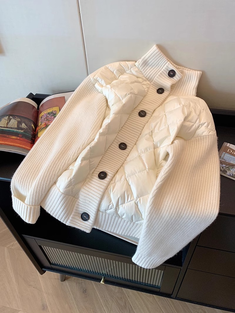 Xiaoxiangfeng white knitted cotton jacket for women autumn and winter 2024 new design versatile soft waxy quilted top