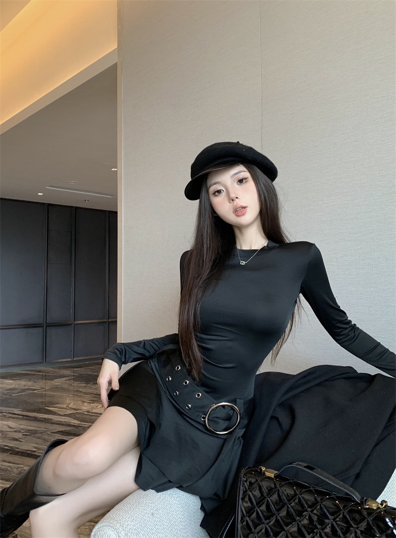 Actual shot ~ 2024 spring new retro style hottie A-line dress female pure desire design temperament short skirt