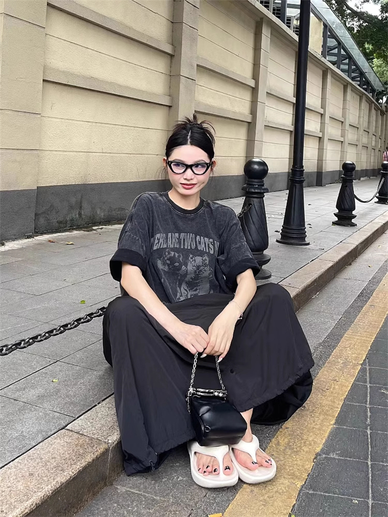 220克精梳緊密賽洛水洗黑暗黑系貓咪印花短袖T恤